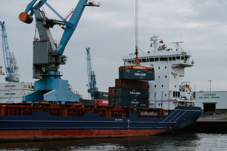 Transport maritime : comment transporter un conteneur ?