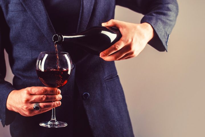 Vin rouge abordable et délicieux : Astuces pour les acheteurs malins